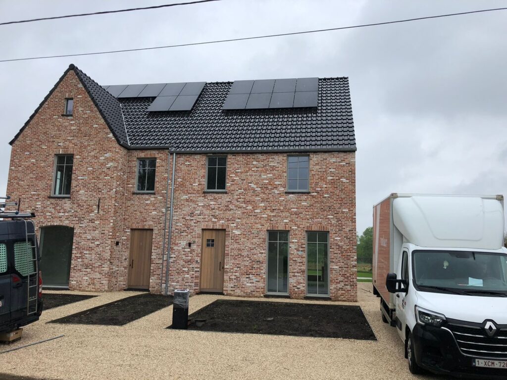 93aab698-255c-408a-87c5-3f60b17de383-2