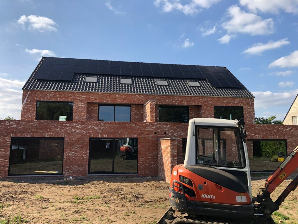 95fb5432-2b91-4c23-aea3-86878841aae7-2